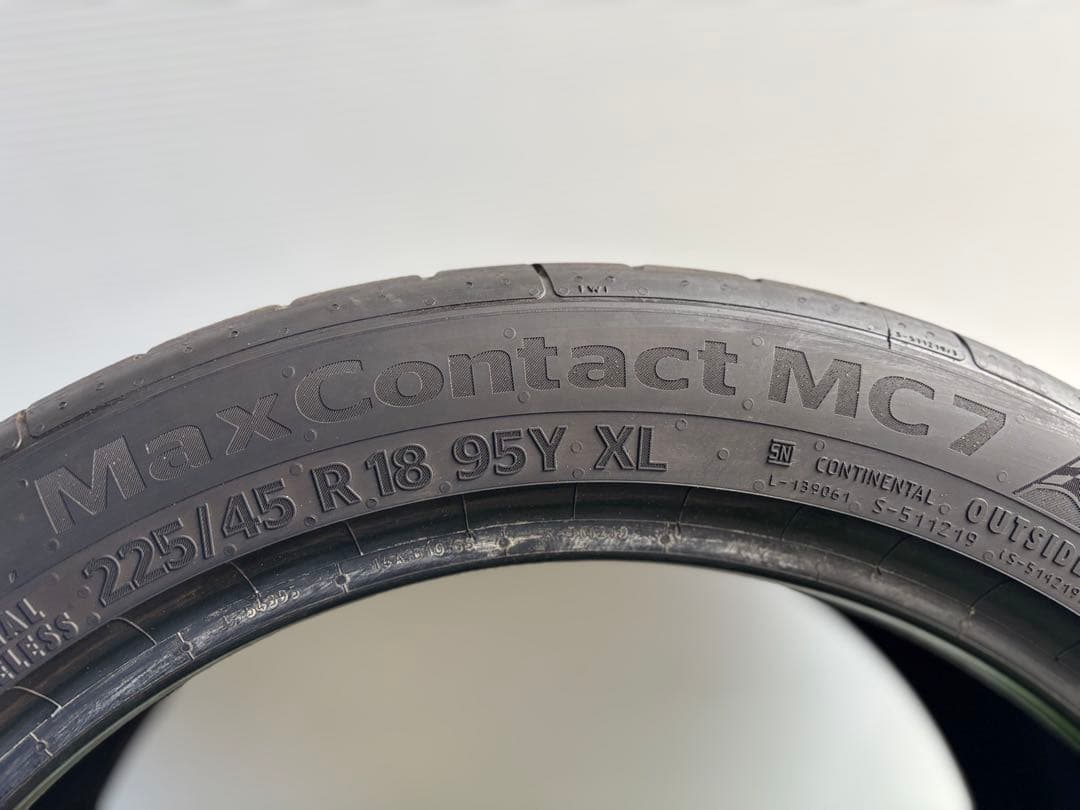 【バリ溝・送料無料‼️】 225/45R18 コンチネンタルMC6 / MC7