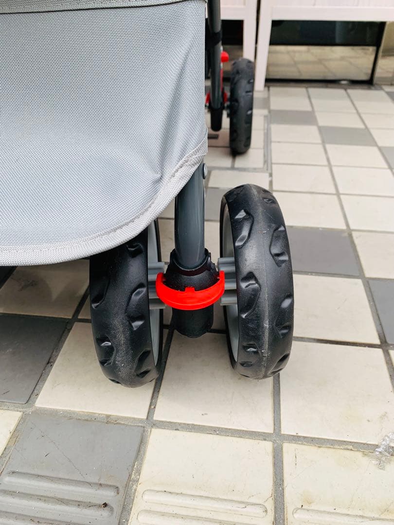 【３月中旬頃迄】極美品⭐︎ペットカート 中型犬・小型多頭 グレー