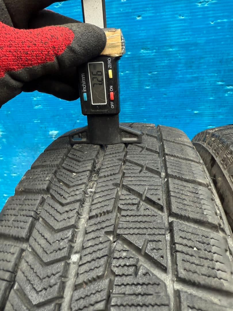 BRIDGESTONE VRX スタッドレス 155/65R14 19、20年製