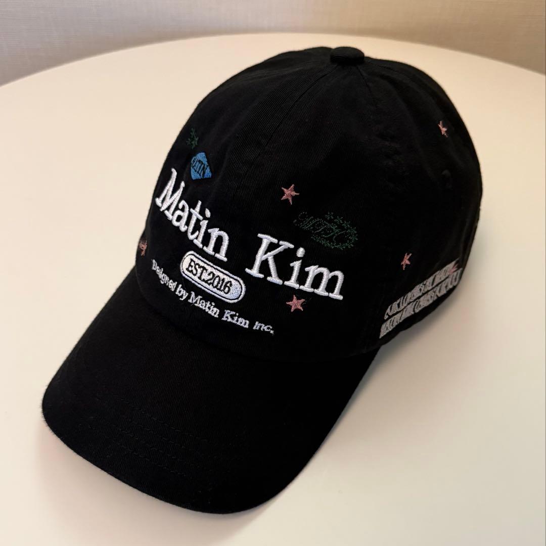 〈替え玉無料〉Matin Kim LOGO PLAY BALL CAP