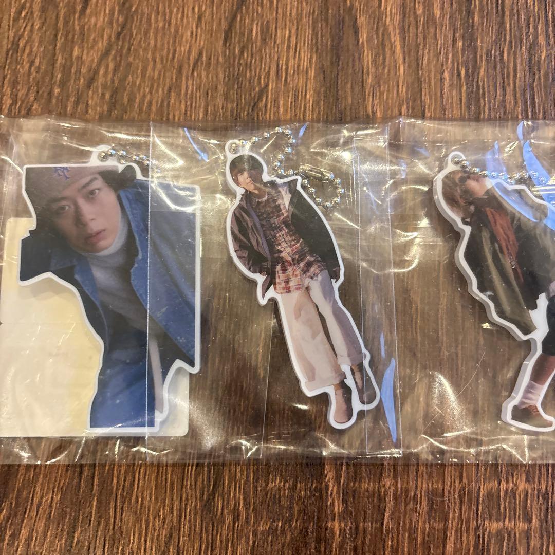ニートと居候とたかさき　アクリルキーホルダー