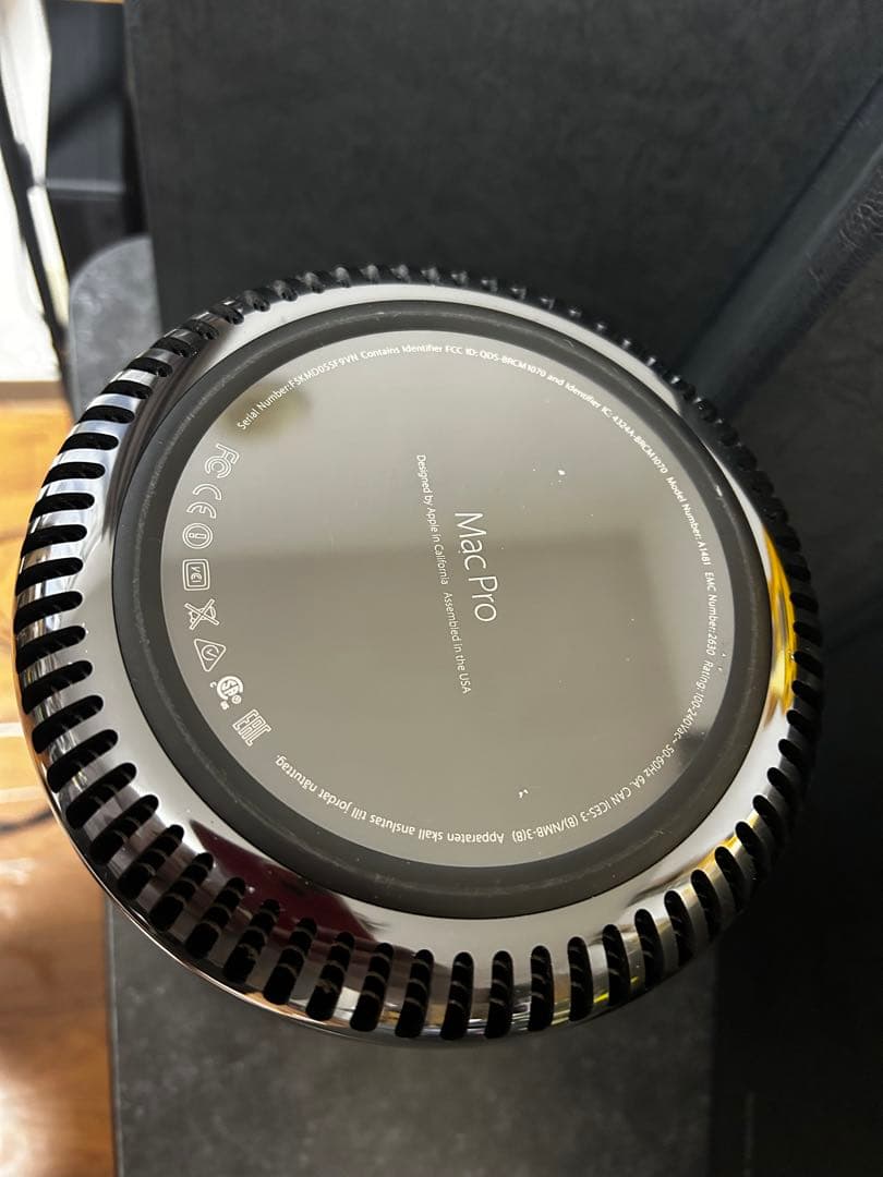 Macデスクトップ Mac pro2013 3.5gz6core 64GB 1T SSD