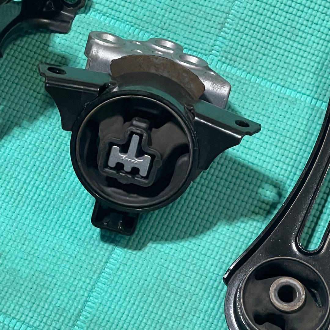 ekスペースカスタム　エンジンマウント　中古3点B11A デイズルークスB21A