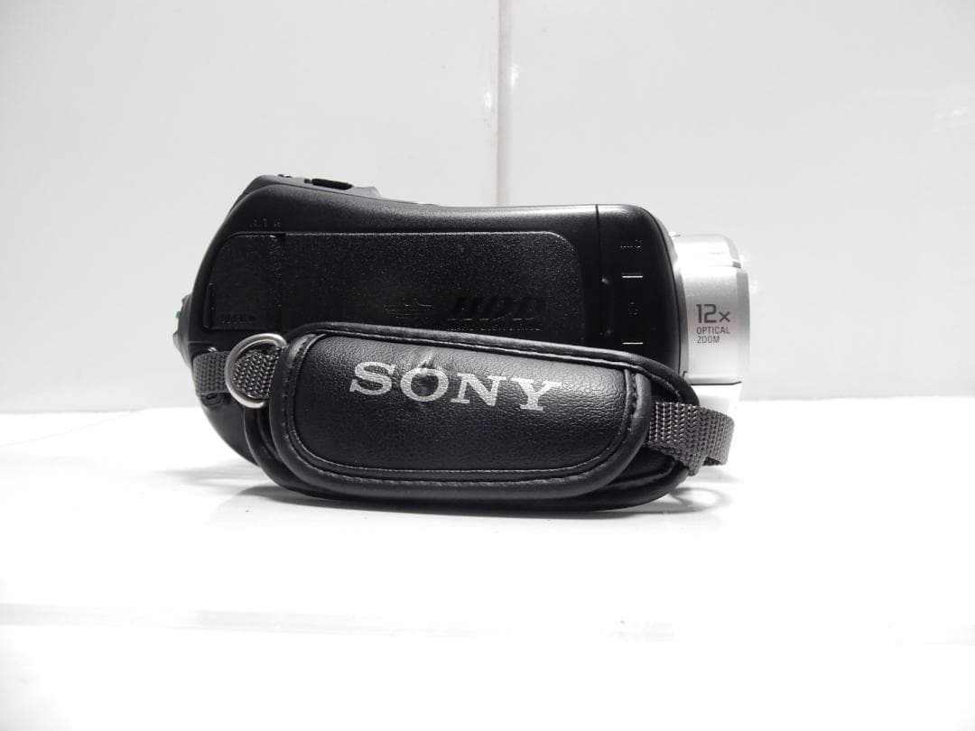 希少　大人気　動作品　ソニー　SONY HDR-SR11 ビデオカメラ 60GB