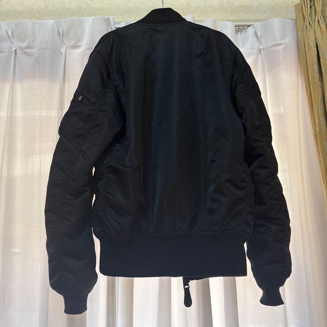 極美品/大人気モデルAlpha Industries MA-1 アルファ　黒　M