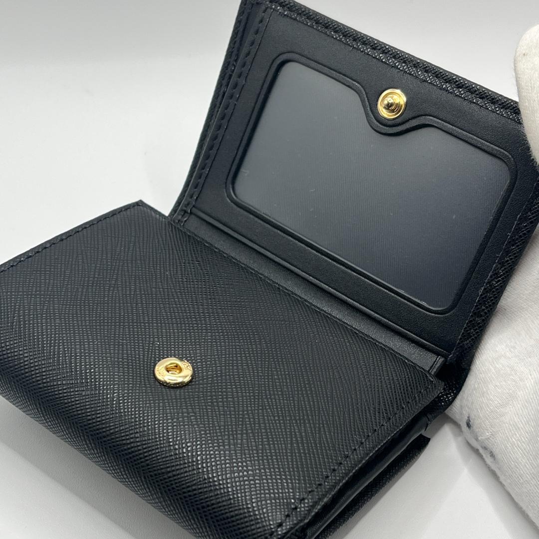 大人気 Vivienne Westwood 特価 がま口 折財布 黒 金 オーブ