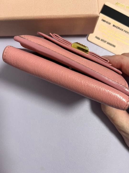 miumiu リボン　コンパクト財布