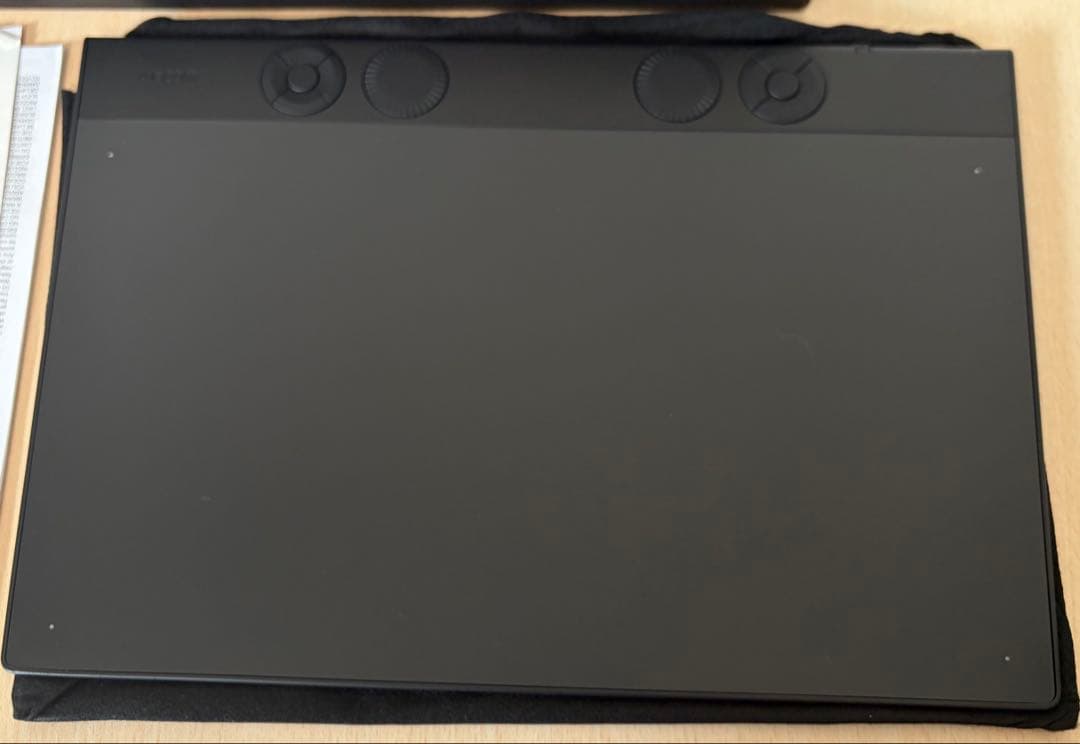WACOM ワコム ペンタブレット Intuos Pro Medium