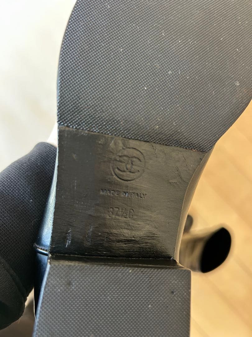 CHANEL シャネルのロングブーツ 37,5