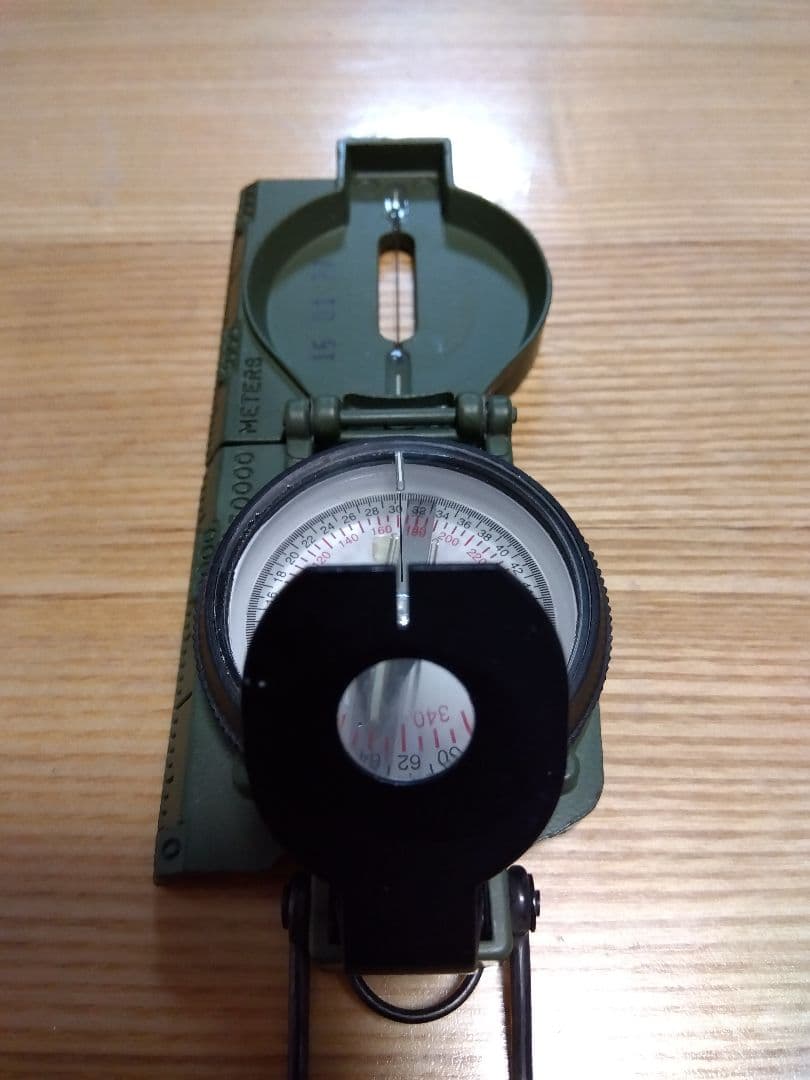ＣＡＭＭＥＮＧＡ　レンザティックコンパス　トリチウム