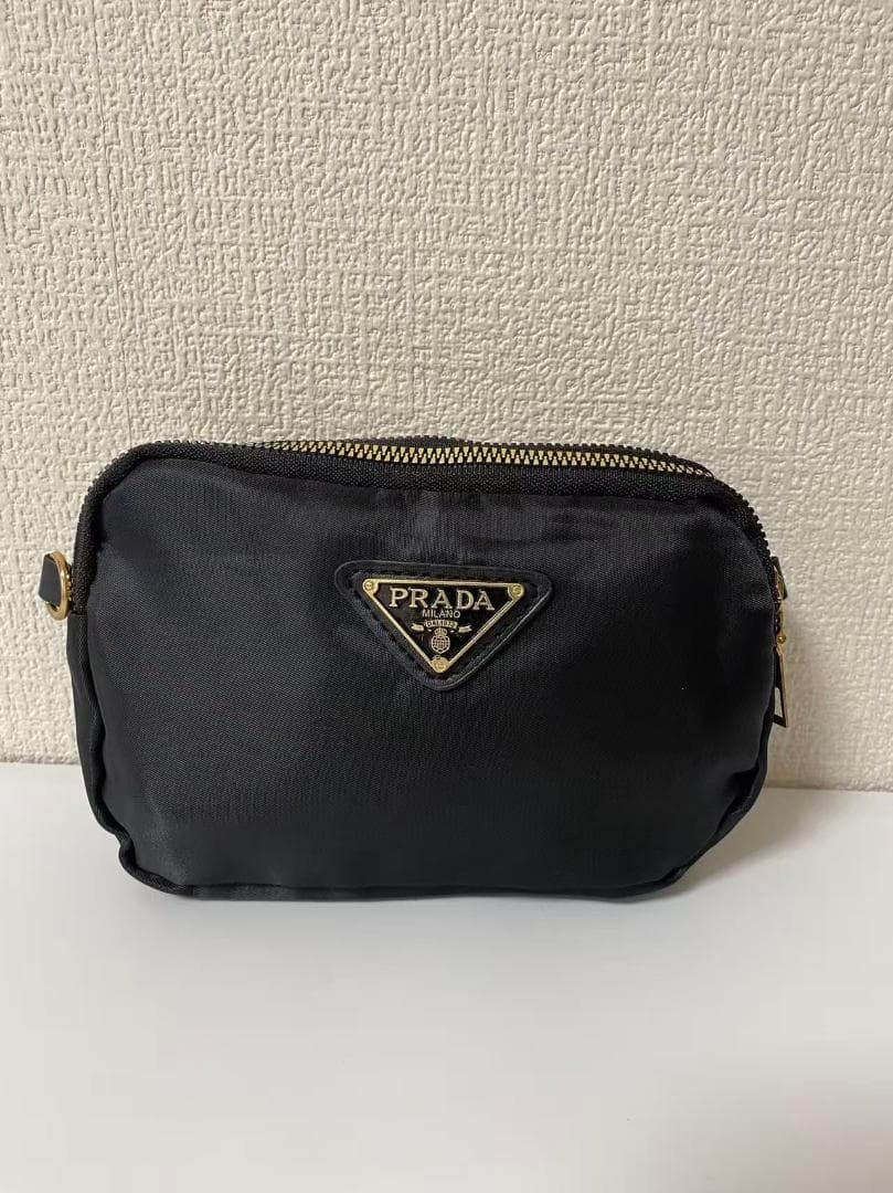 PRADA ナイロン ミニショルダーバッグ ブラック d
