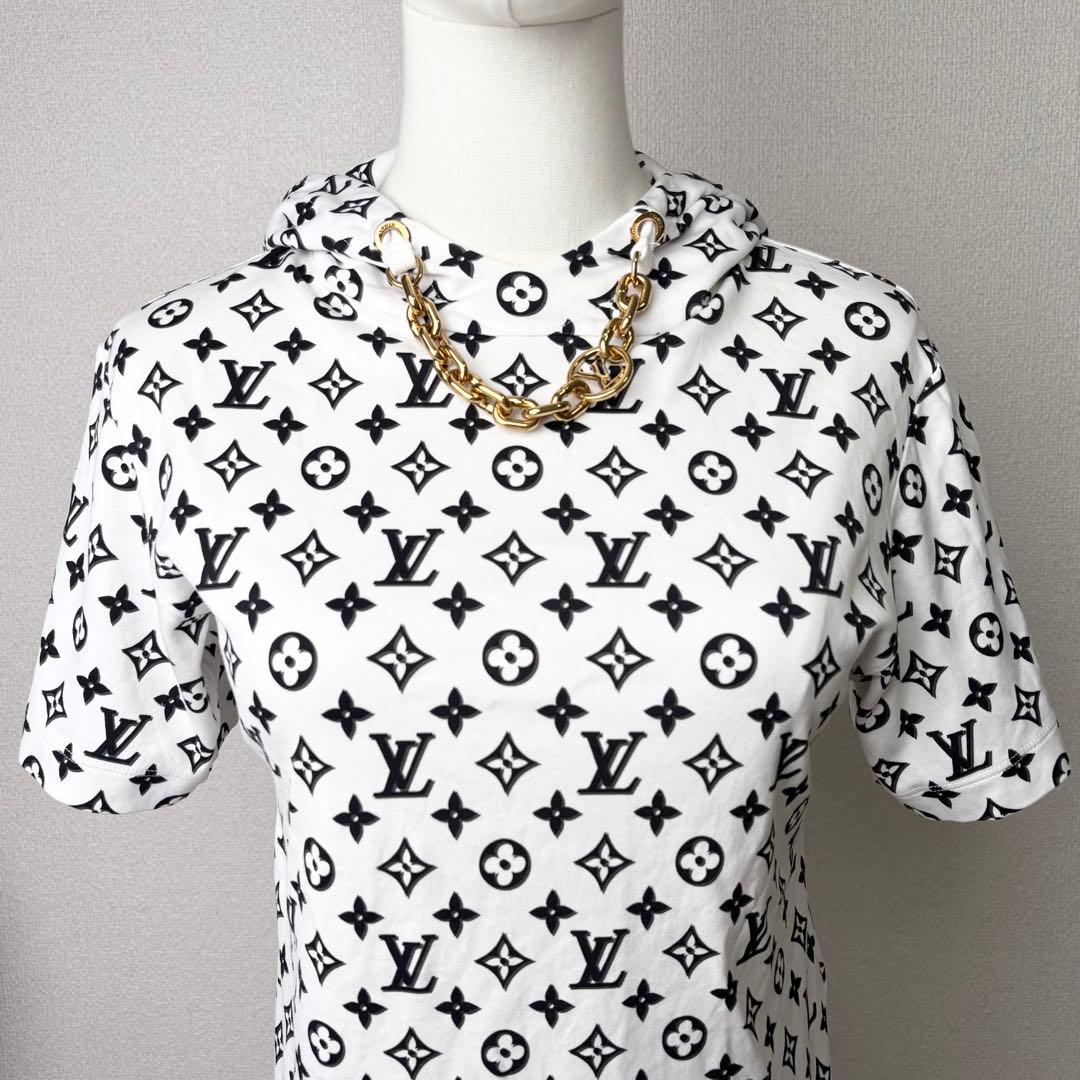 VUITTON 2023 モノグラム総柄 フード付きTシャツ LVチェーン