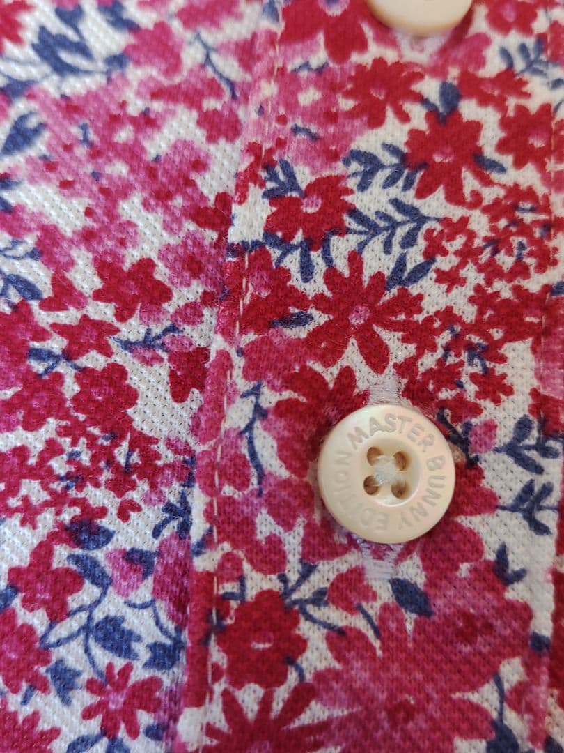未使用　マスターバニー　花柄ポロシャツ　サイズ5　総柄　ロゴ刺繍