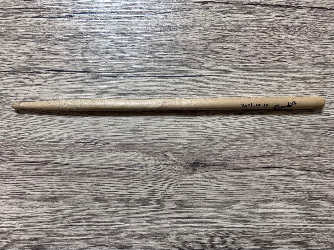 KUZIRA ポスター ドラムスティックセット　サイン入り