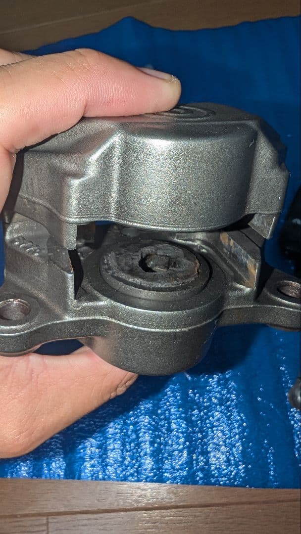 bremboカニキャリパーとニッシンマスター