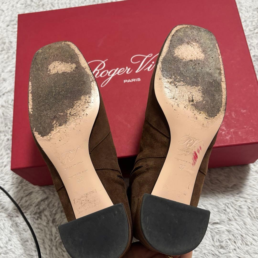 美品 roger vivier ポリー スエード ブーティ ブラウン