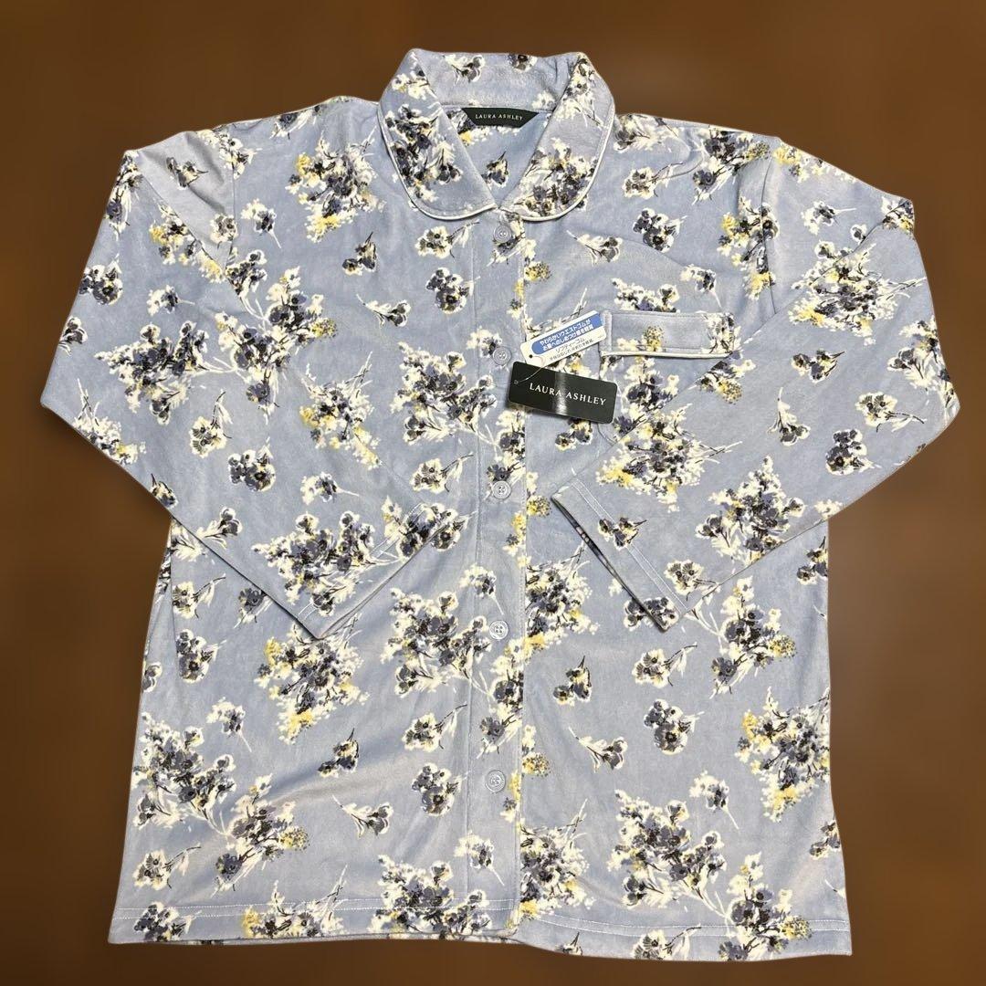 新品タグ付き【LAURA ASHLEY 】婦人パジャマ 冬物パジャマ Lサイズ