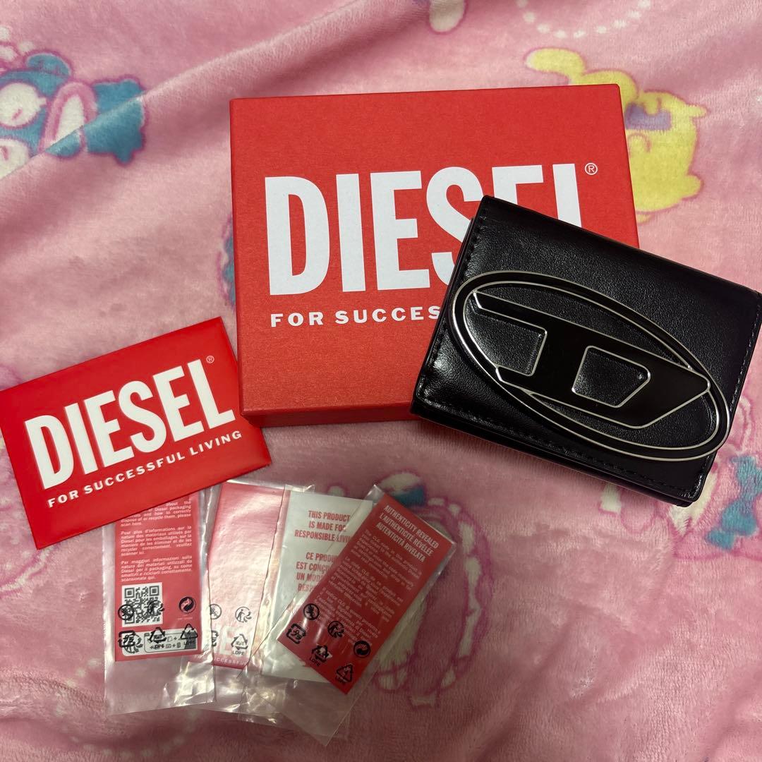 DIESEL三つ折財布レディース