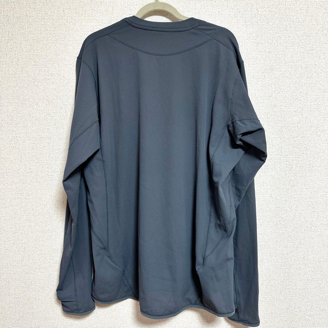 新品Goldwin グレー 長袖Tシャツ
