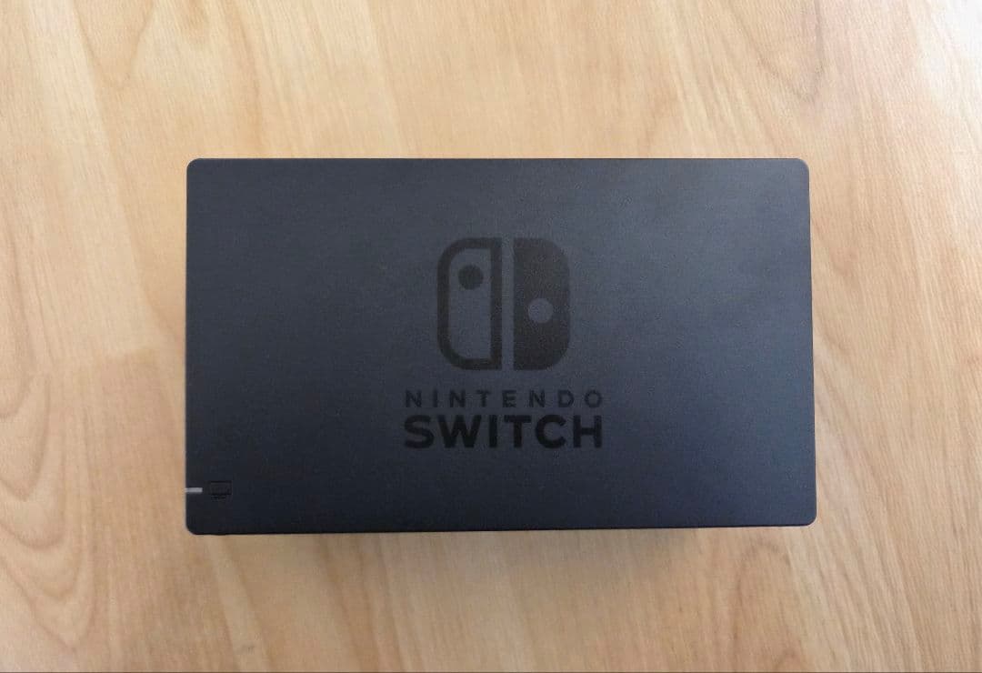 【美品】Nintendo Switch ネオンブルー/ネオンレッド