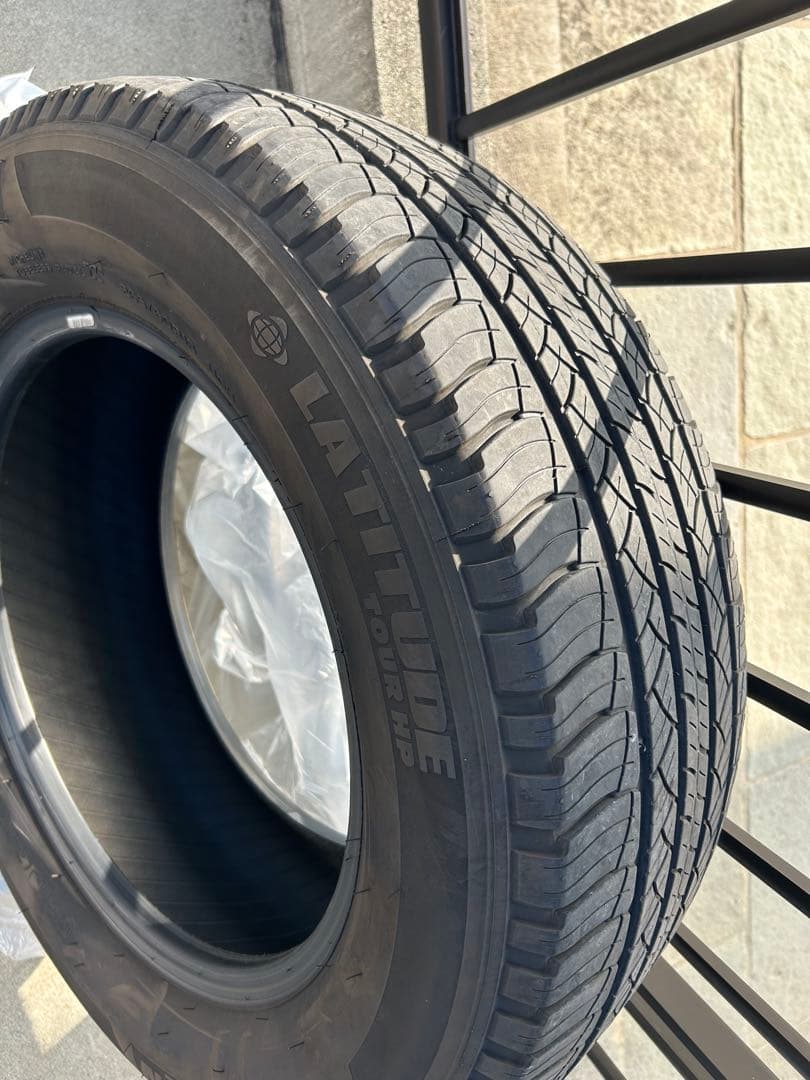 MICHELIN 18インチ タイヤ　 タイヤサイズ265 60 18