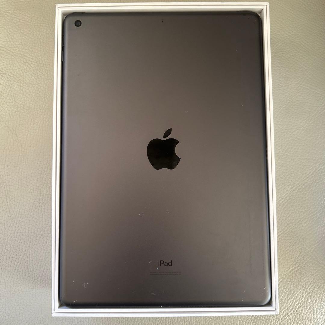 iPad 第7世代 32GB Wi-Fi 本体 箱付き 新品保護フィルム付