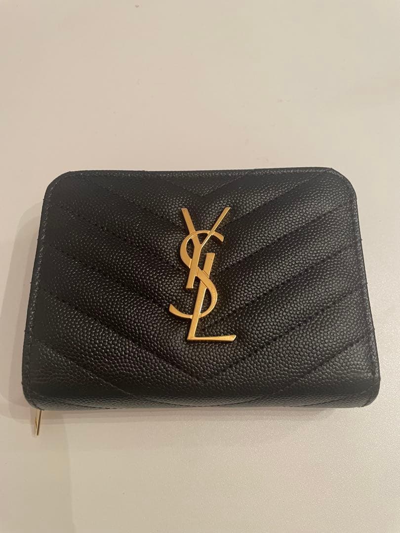 SAINT LAURENT サンローラン ブラック 二つ折り財布
