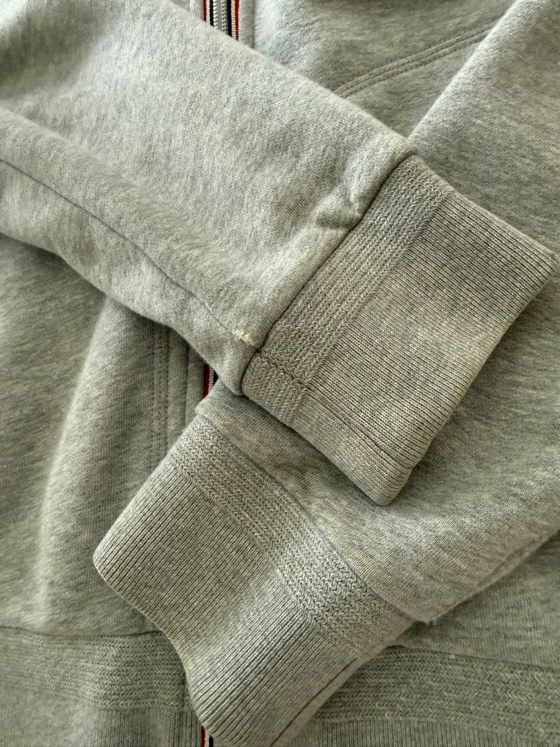 MONCLER グレー ジャンパー