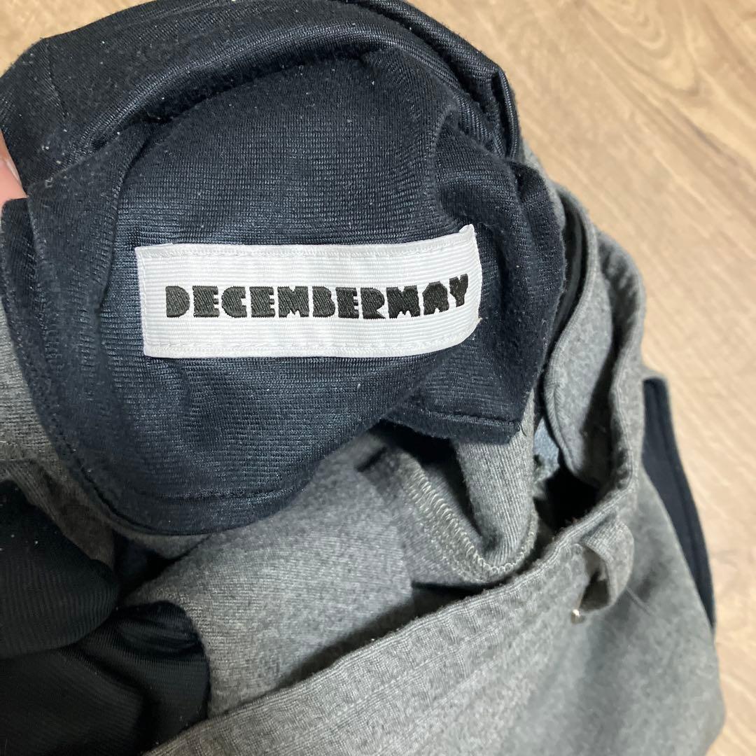 decembermay グレー スウェットパンツ メンズ