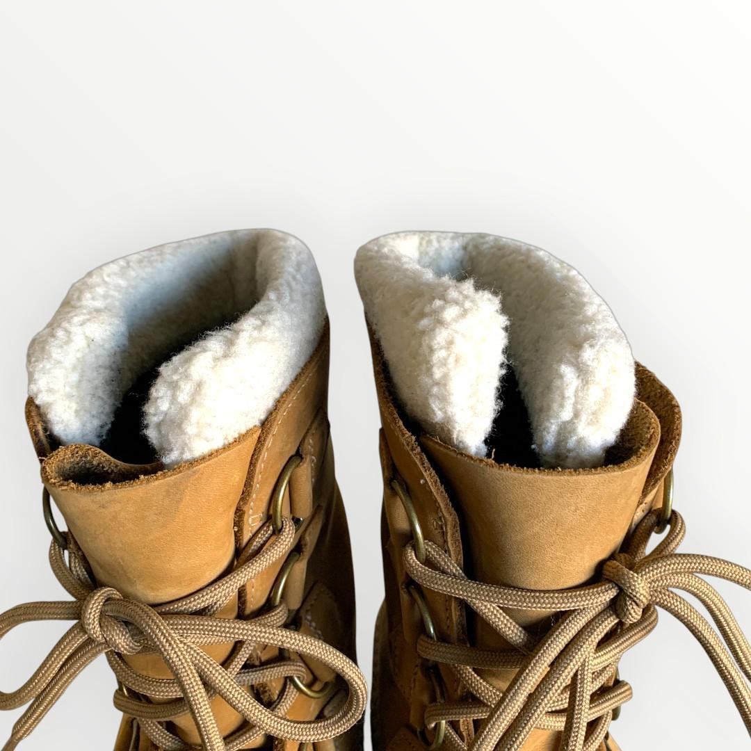 SOREL（ソレル）：防水ブーツ スノーシューズ ボア付き 防寒 アウトドア