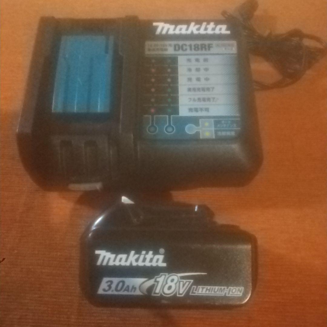 マキタ 充電式クリーナー Makita CL181FD