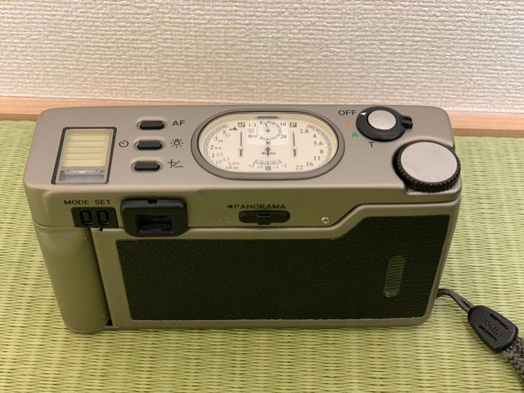 Nikon 35Ti コンパクトフィルムカメラ