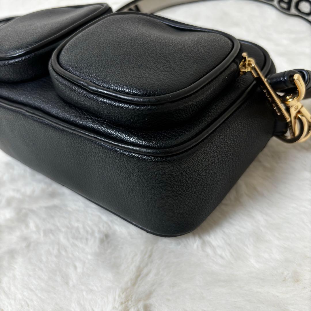 美品　マイケルコース　JET SET ITEM クロスボディ　黒