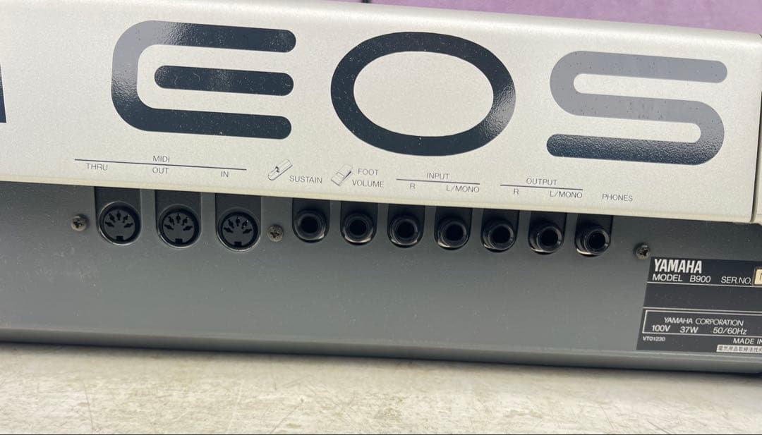 ヤマハ EOS B900 シンセサイザー 61鍵