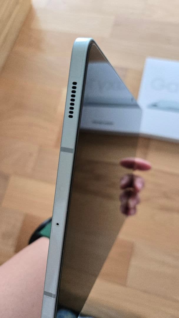 Samsung Galaxy Tab S9 FE 本体 シルバー Sペン付き