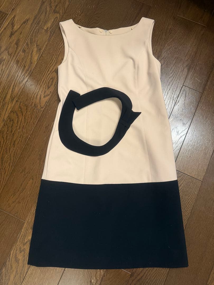 FOXEYノースリーブワンピース ベージュ