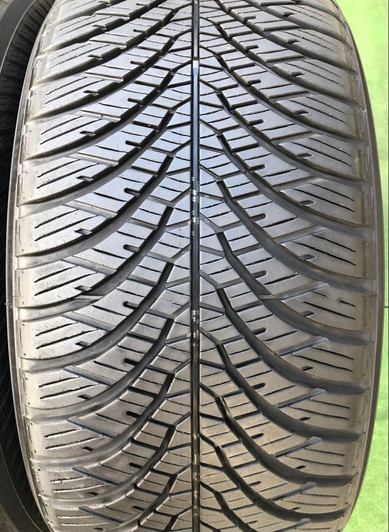 215/50 R17 YOKOHAMA BluEarth-4Sオールシーズン