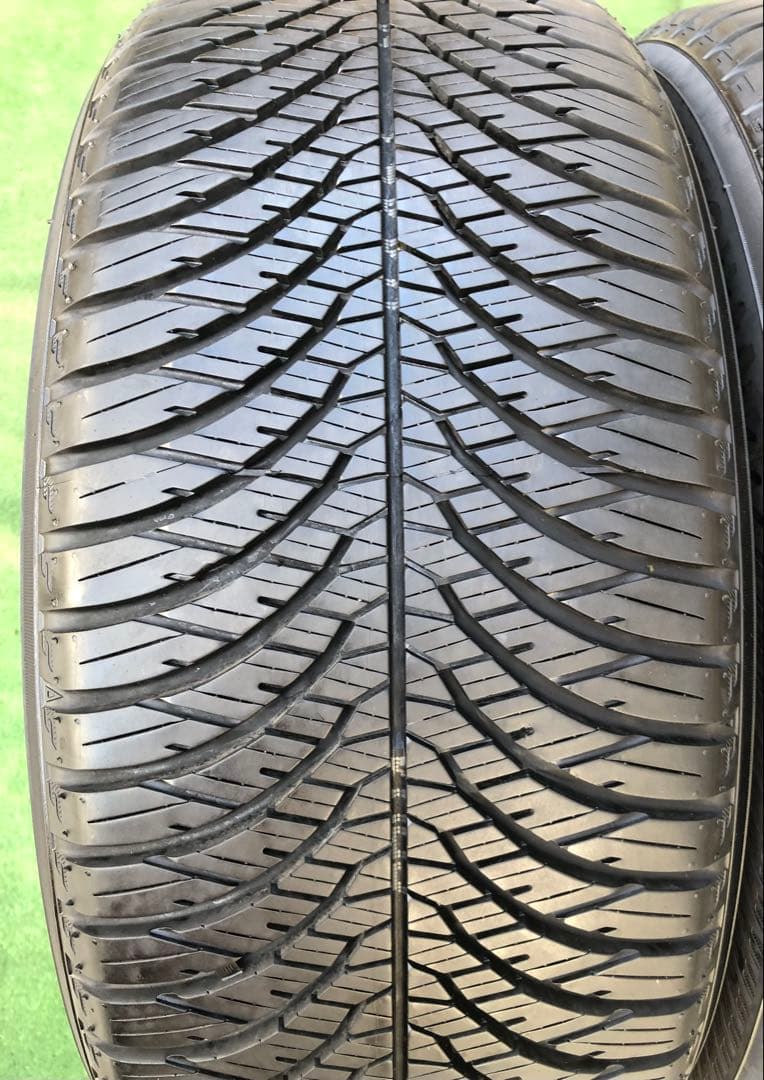215/50 R17 YOKOHAMA BluEarth-4Sオールシーズン