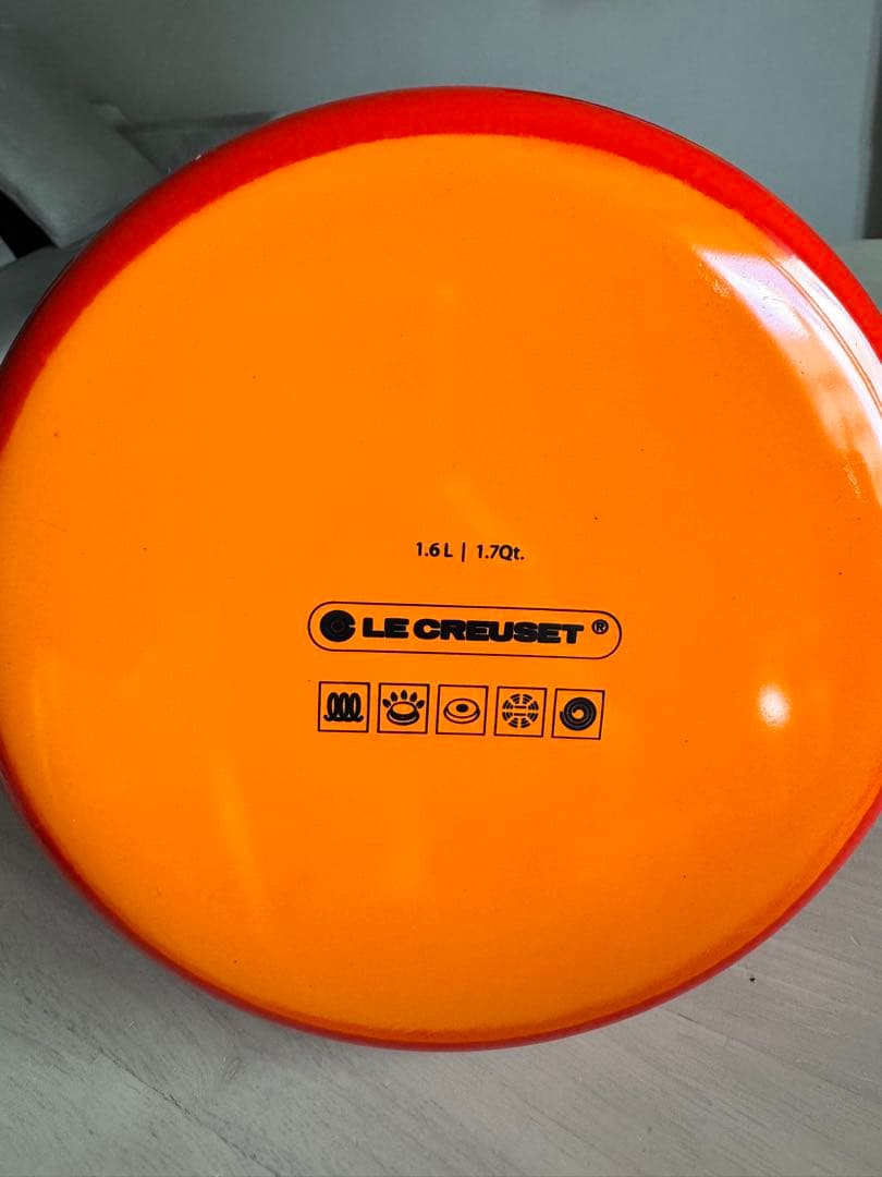 未使用品　ルクルーゼ コーン ケトル 1.6 オレンジ ホーロー