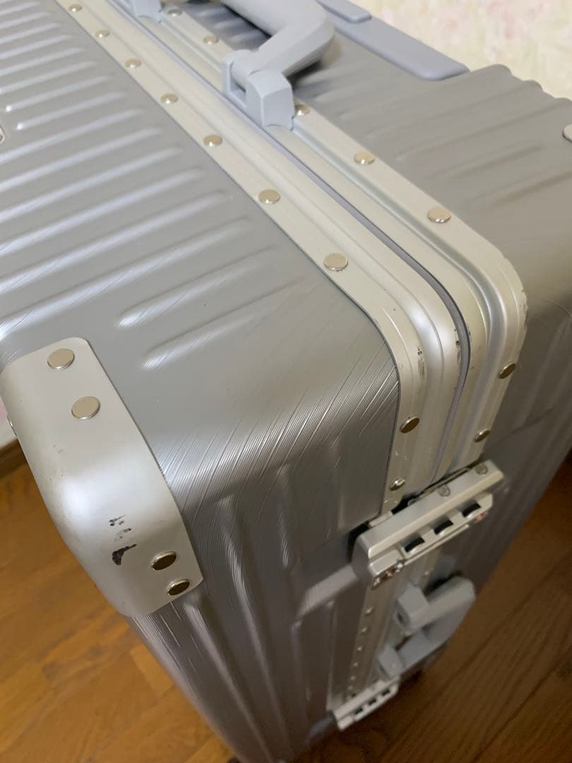 スーツケース 耐衝撃 TSAロック 超軽量 大容量 XXL 80L シルバー