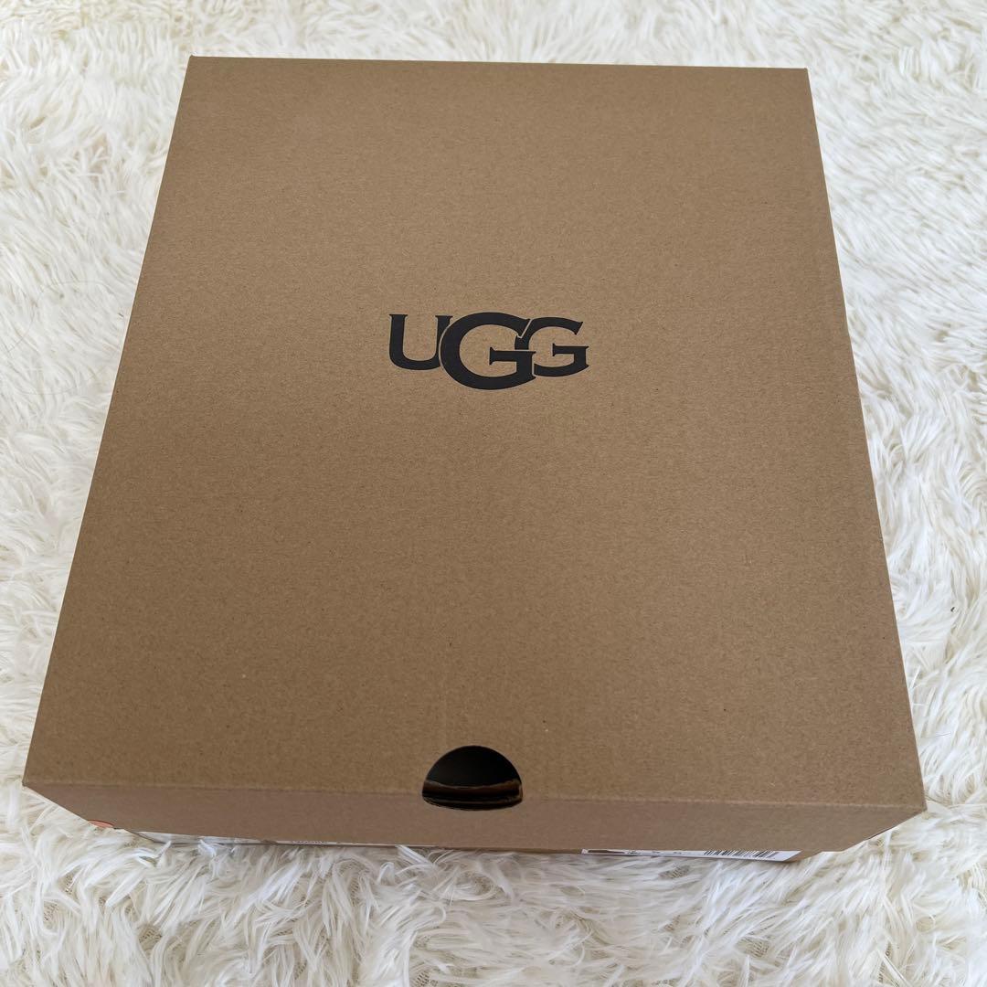 UGG クラシック ウルトラミニプラットフォーム ブーツ Chestnut