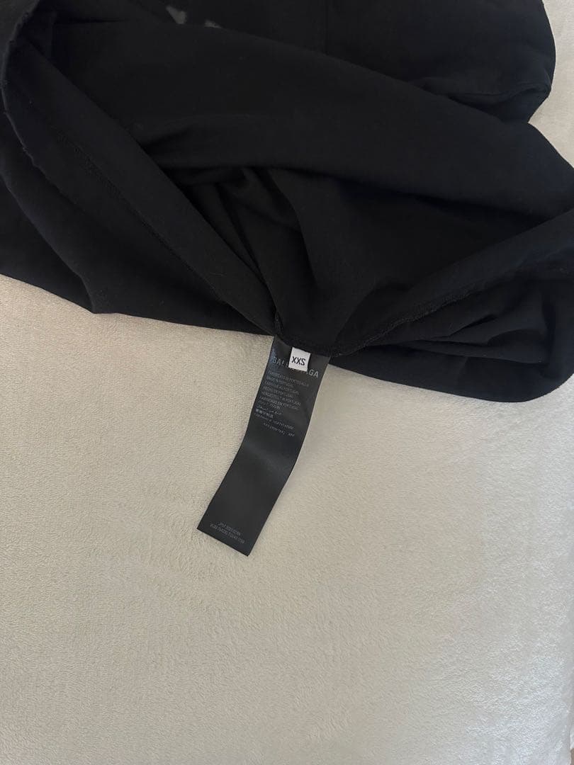 あ BALENCIAGA ブラック Tシャツ