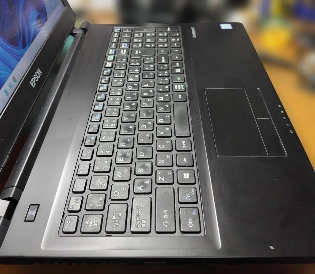 Windowsノート本体 EPSON Endeavor NJ4000E i3 8G SSD240GB
