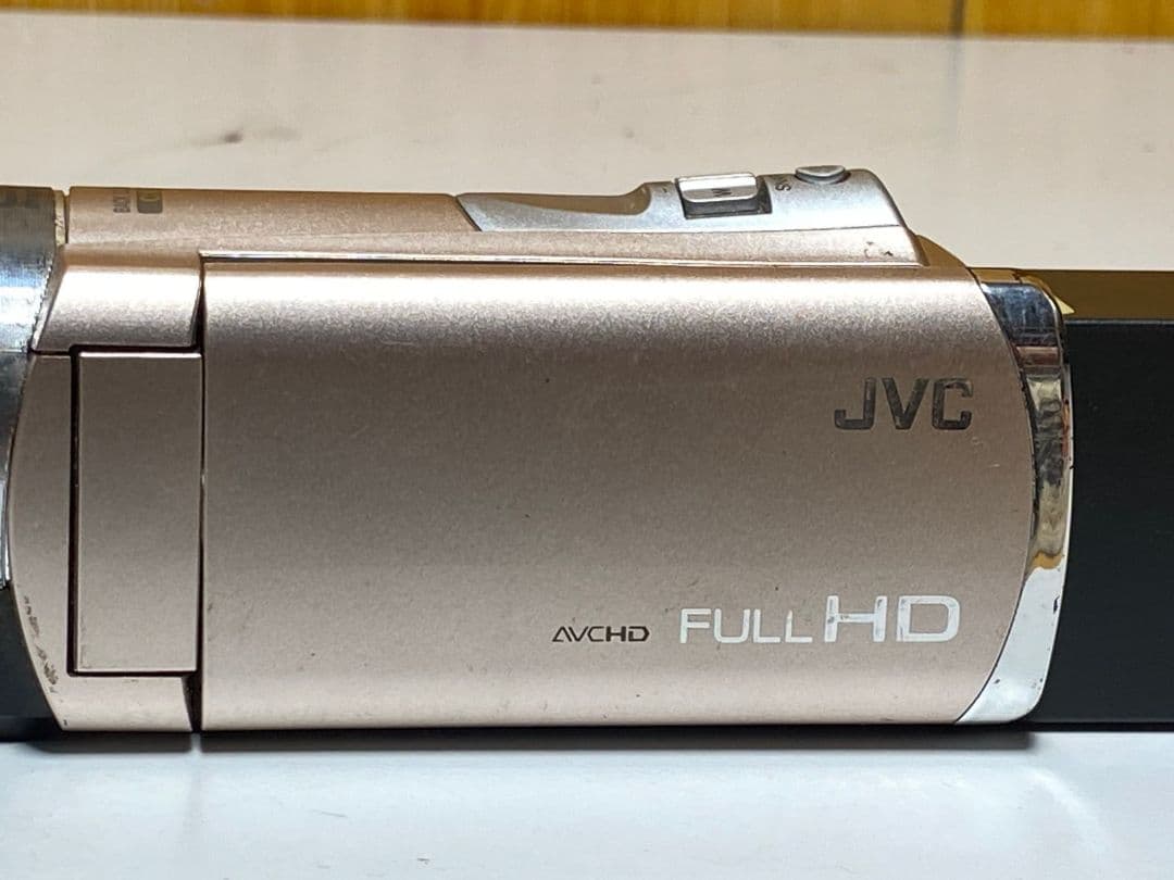 JVC フルHD ビデオカメラ AVCHD シルバ― GZ-E355-N