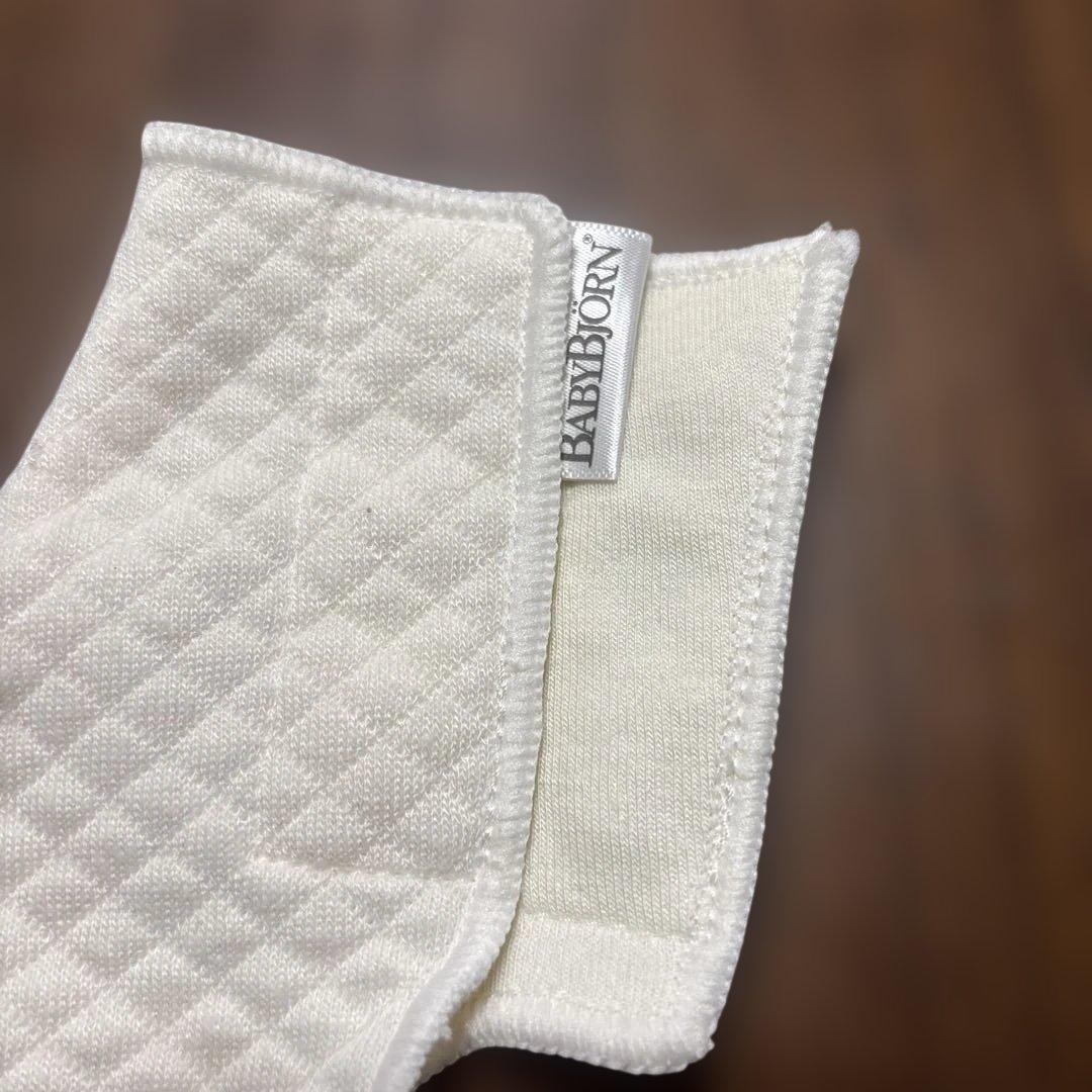 【美品】BABYBJÖRN ワンカイエアー　抱っこ紐 ブラック
