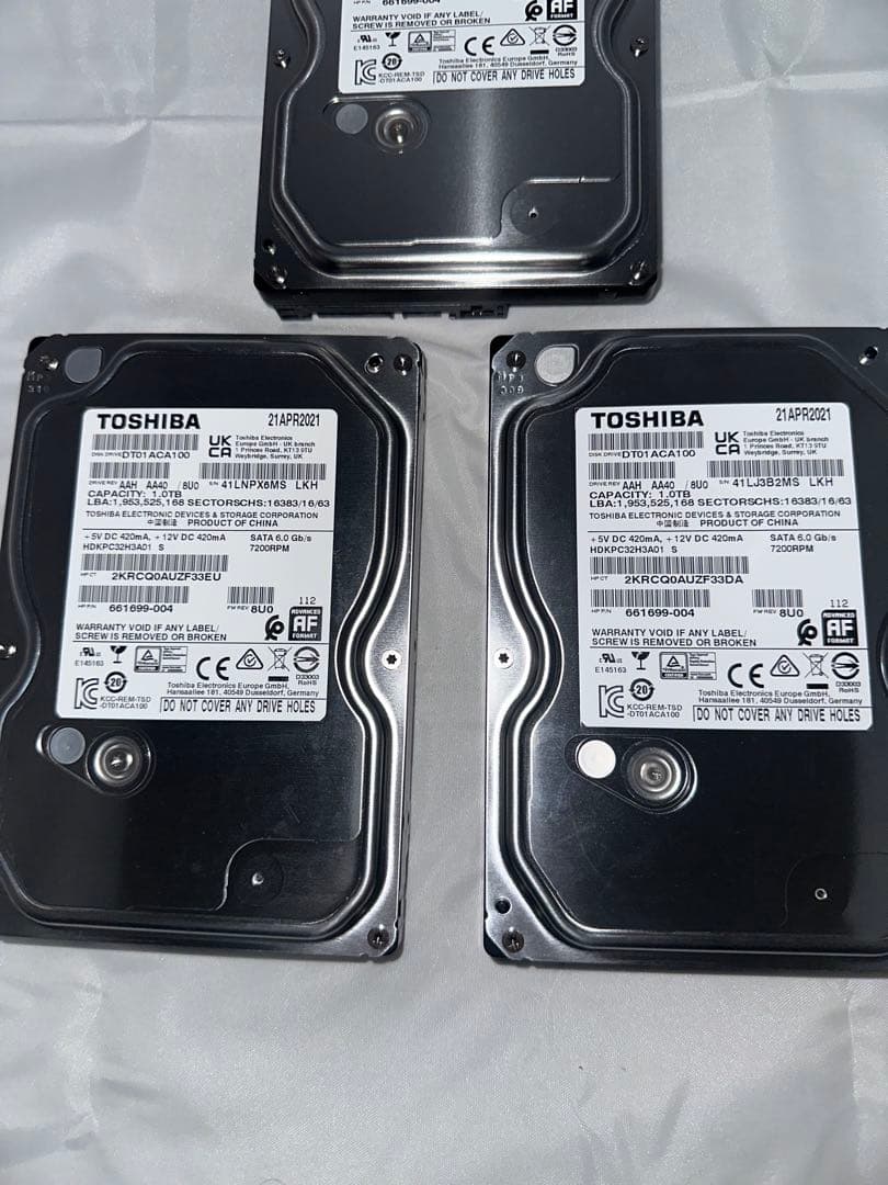 内蔵型ハードディスクドライブ TOSHIBA DT01ACA100 1TB HDD 7200RPM