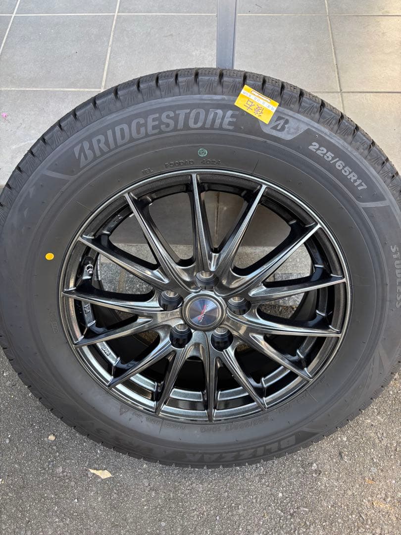 【スタッドレスタイヤ】ブリヂストン VRX3 17インチ　新型アルファード