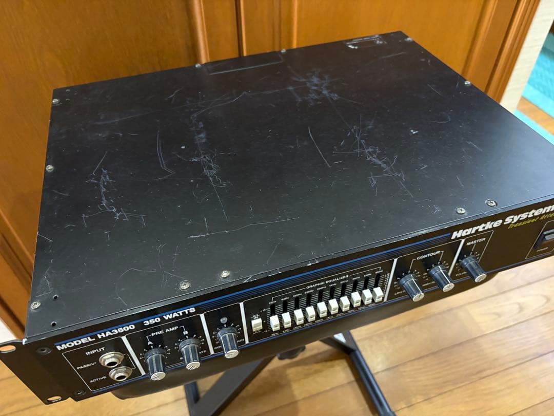 ベースアンプヘッド　Hartke HA3500