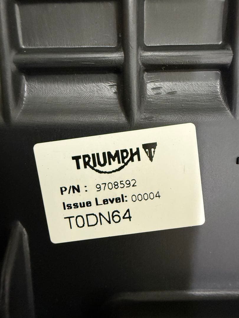 TRIUMPH トライアンフ　純正オプションシート　ブラック