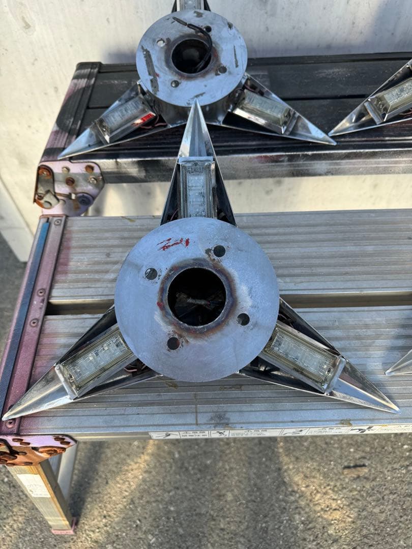 スピンナー　22.5インチ　4個セット　デコトラ　ホイールマーカー